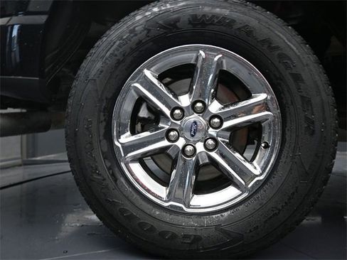 Used 2024 Ford F150 XLT w/ Mobile Office Package image 9