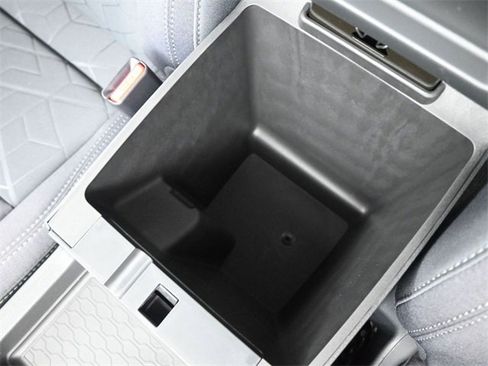 New 2026 Nissan Frontier SV w/ Tow Package image 9