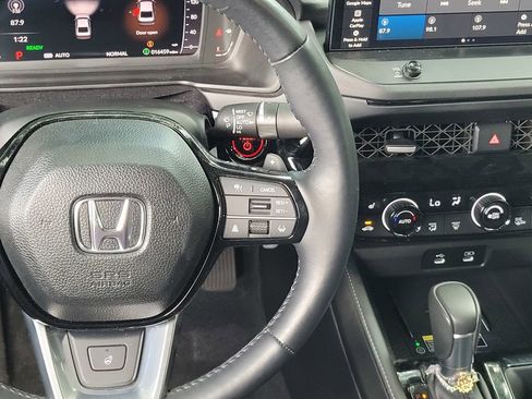 Used 2025 Honda Accord Touring image 13