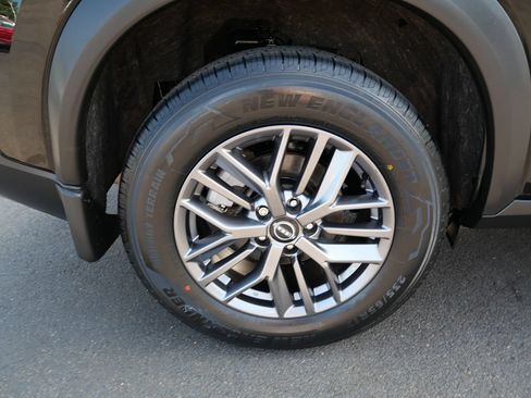 Used 2023 Nissan Rogue S AWD/4WD image 38
