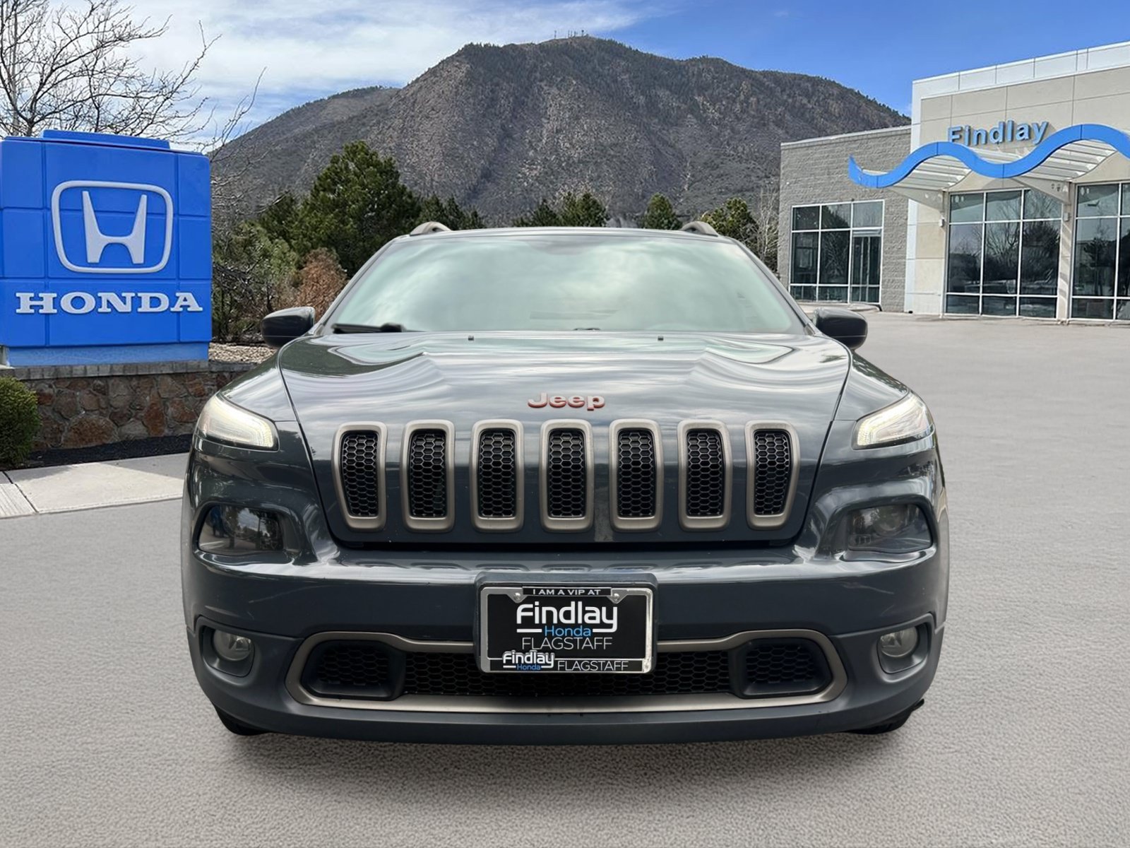 Used 2016 Jeep Cherokee 75th Anniversary FWD image 9