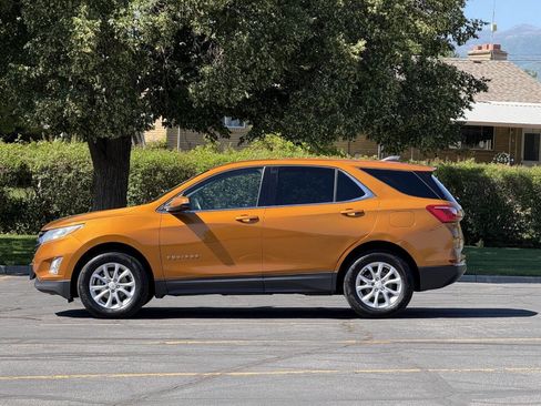 Used 2018 Chevrolet Equinox LT AWD/4WD image 8