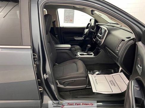 Used 2017 Chevrolet Colorado LT w/ LT Convenience Package RWD image 39
