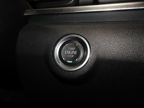 Certified 2025 GMC Terrain Elevation w/ Black Edition AWD/4WD image 16