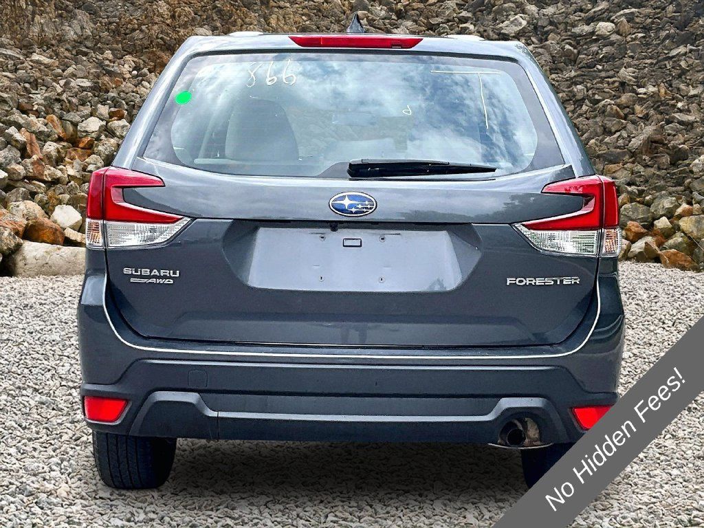 Used 2024 Subaru Forester AWD/4WD image 4