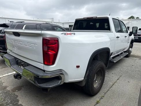 Used 2024 Chevrolet Silverado 3500 W/T w/ WT Convenience Package AWD/4WD image 10