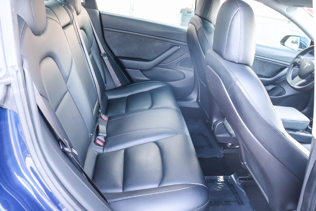 Used 2018 Tesla Model 3 Long Range RWD image 19