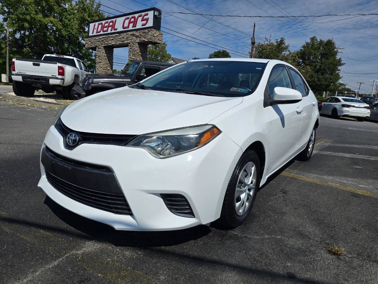 Used 2015 Toyota Corolla LE FWD image 7