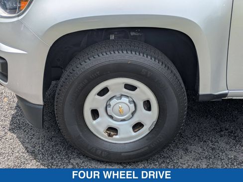 Used 2018 Chevrolet Colorado W/T AWD/4WD image 11