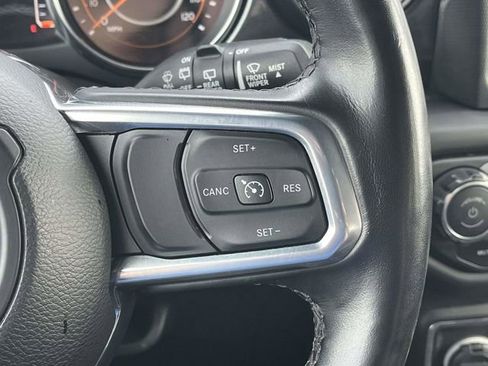 Used 2021 Jeep Wrangler Unlimited Sahara image 27