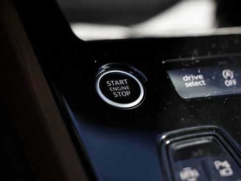 New 2025 Audi A5 2.0T Premium Plus image 38