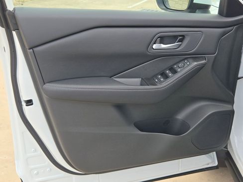 New 2026 Nissan Rogue SV FWD image 11