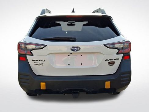 Used 2025 Subaru Outback Wilderness AWD/4WD image 5
