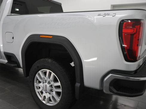 Used 2023 GMC Sierra 2500 SLE w/ SLE Convenience Package image 34