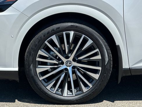 Used 2024 Lexus RX 350 image 25