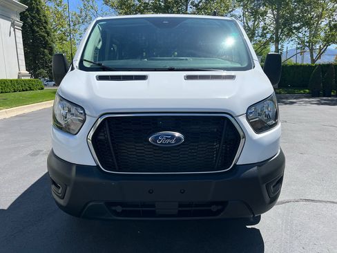 Used 2025 Ford Transit 250 Low Roof w/ Exterior Upgrade Package RWD image 4