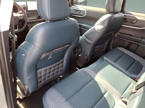 Used 2023 Ford Bronco Sport Outer Banks w/ Tech Package AWD/4WD image 14