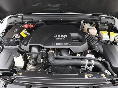 Used 2022 Jeep Wrangler Unlimited Sport AWD/4WD image 27