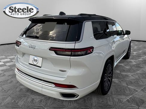 Used 2025 Jeep Grand Cherokee L Summit image 5