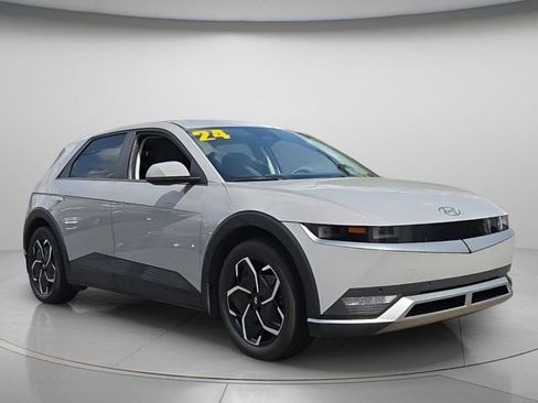 Certified 2024 Hyundai Ioniq 5 SEL image 8