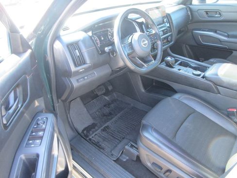 Used 2023 Nissan Pathfinder Rock Creek image 14