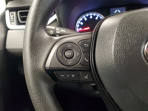 Certified 2022 Toyota RAV4 LE image 20