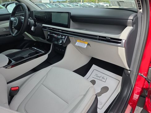 New 2026 Hyundai Tucson Limited image 10