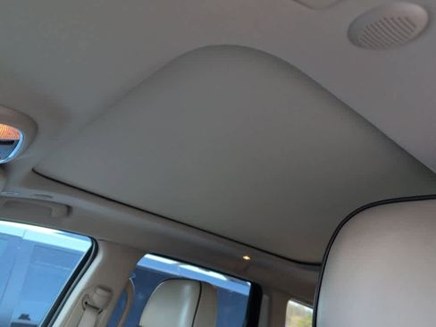 Used 2021 Jeep Grand Cherokee Overland image 13