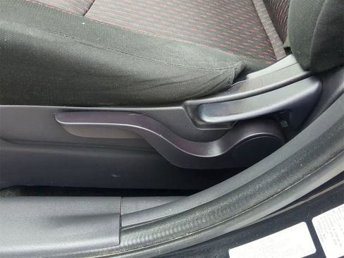 Used 2018 Mitsubishi Outlander Sport LE image 25