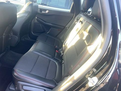 Used 2024 Ford Escape ST-Line w/ Tech Pack #1 AWD/4WD image 9