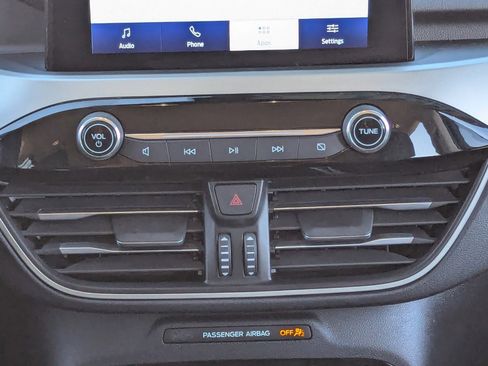 Used 2022 Ford Escape SEL image 21