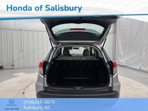 Certified 2022 Honda HR-V LX image 10