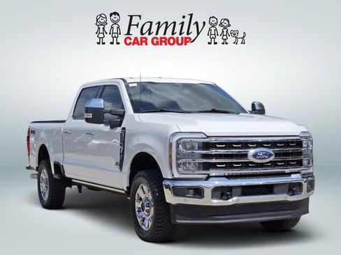 Used 2025 Ford F250 King Ranch w/ Chrome Package AWD/4WD image 2