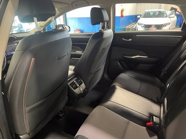 Used 2018 Honda Clarity Plug-In Hybrid image 18