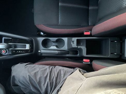 New 2025 Nissan Versa SR w/ Trunk Package image 24