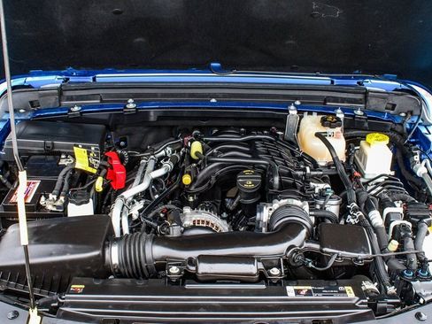 Used 2022 Jeep Gladiator Willys image 42