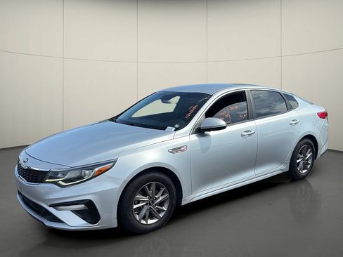 Used 2020 Kia Optima LX FWD image 3