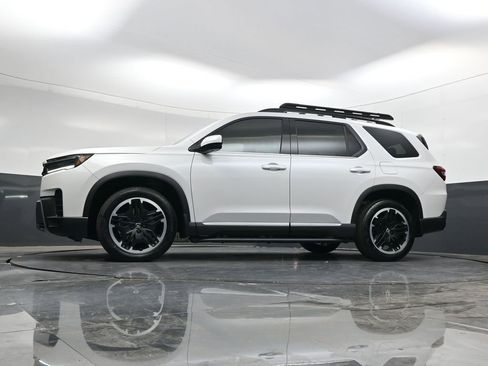 New 2026 Honda Pilot Touring image 30