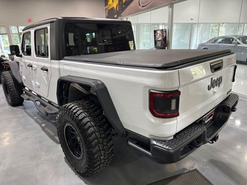 Used 2023 Jeep Gladiator Sport AWD/4WD image 27
