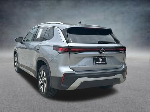 Certified 2025 Volkswagen Tiguan S FWD image 3
