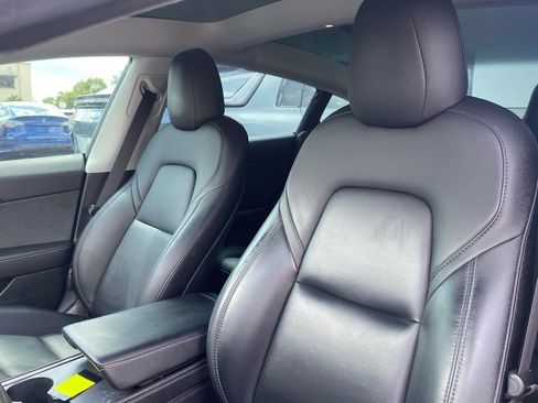 Used 2021 Tesla Model 3 Standard Range Plus RWD image 2