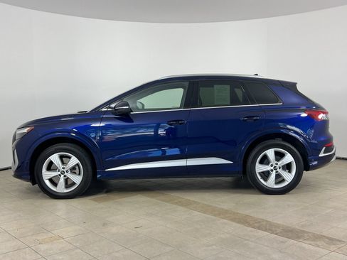 Used 2023 Audi Q4 e-tron Premium Plus w/ Premium Plus AWD/4WD image 3
