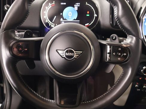 Used 2023 MINI Cooper Countryman S FWD image 3