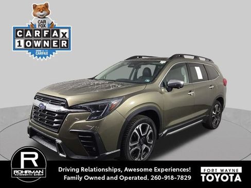 Used 2023 Subaru Ascent Touring AWD/4WD image 1