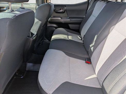 Used 2023 Toyota Tacoma TRD Off-Road image 17