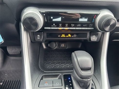 Used 2024 Toyota RAV4 LE image 15