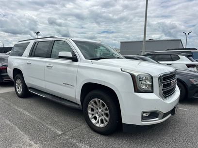 Used 2017 GMC Yukon XL SLT