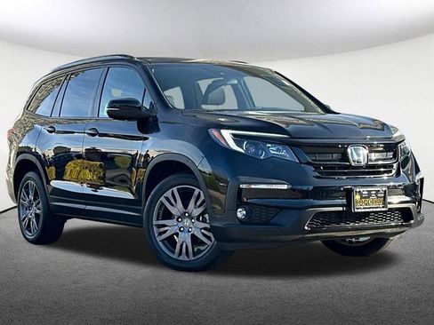 Used 2022 Honda Pilot Sport image 2