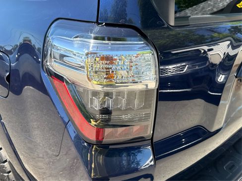Used 2016 Toyota 4Runner Trail AWD/4WD image 24