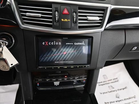 Used 2011 Mercedes-Benz E 350 Sedan image 21
